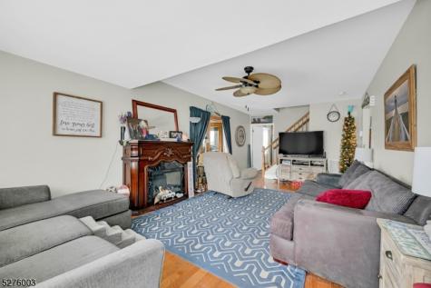22 Glenridge Road West Milford NJ 07421