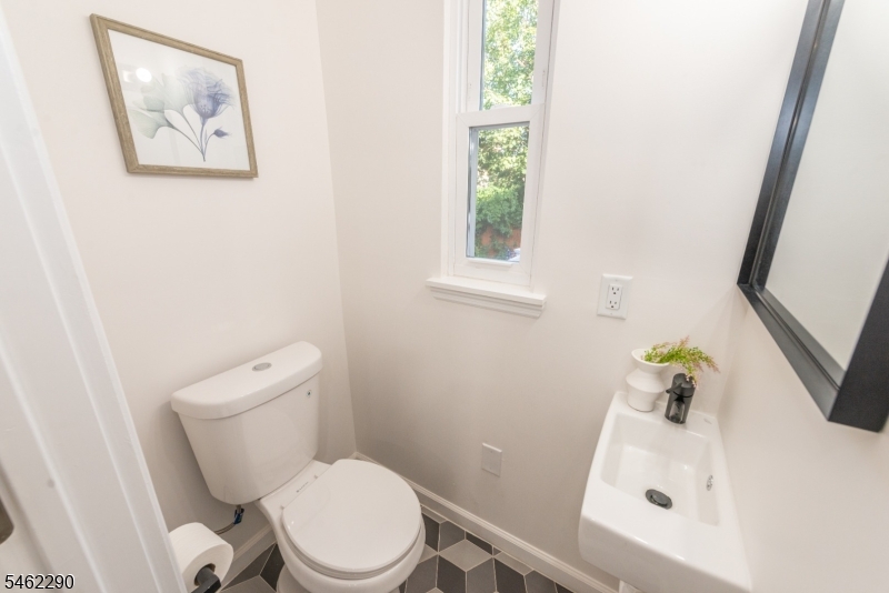 94 Washington Avenue Irvington NJ 07111