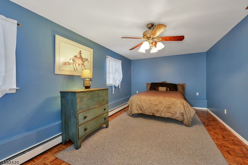 12 Studer Road Clinton NJ 08809