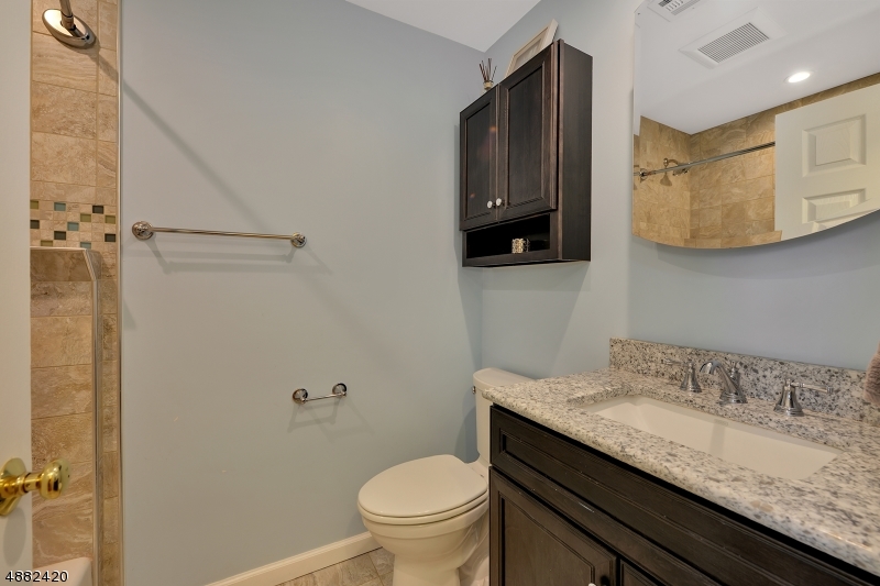 12 Studer Road Clinton NJ 08809