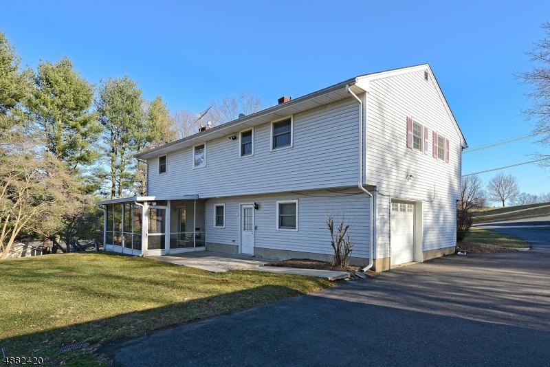 12 Studer Road Clinton NJ 08809