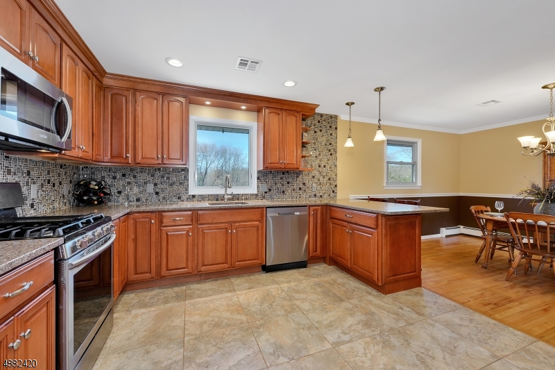 12 Studer Road Clinton NJ 08809