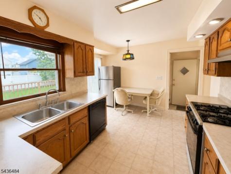 224 Sherwood Avenue Paterson NJ 07502
