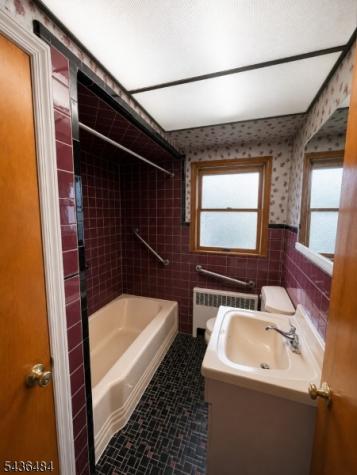 224 Sherwood Avenue Paterson NJ 07502