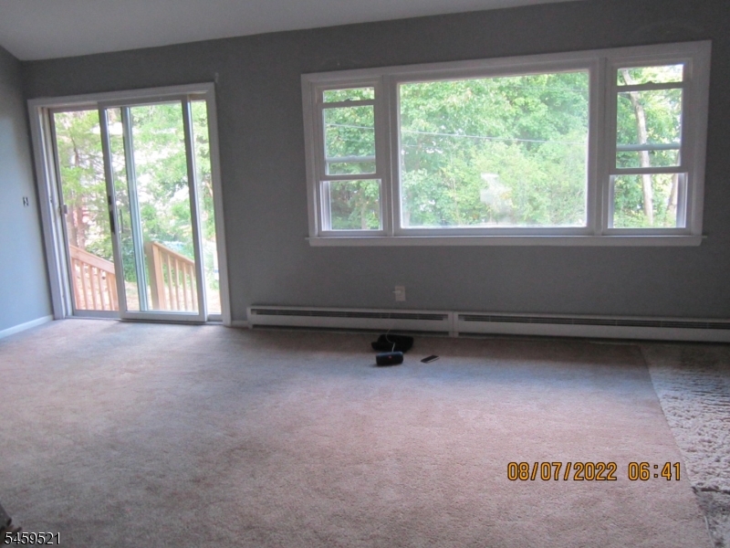 322 Squaw Trail Hopatcong NJ 07821