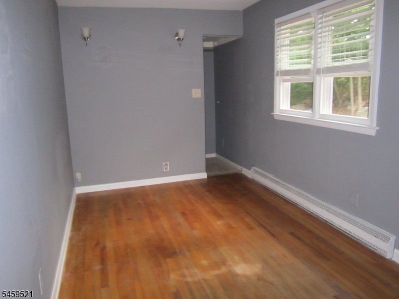322 Squaw Trail Hopatcong NJ 07821