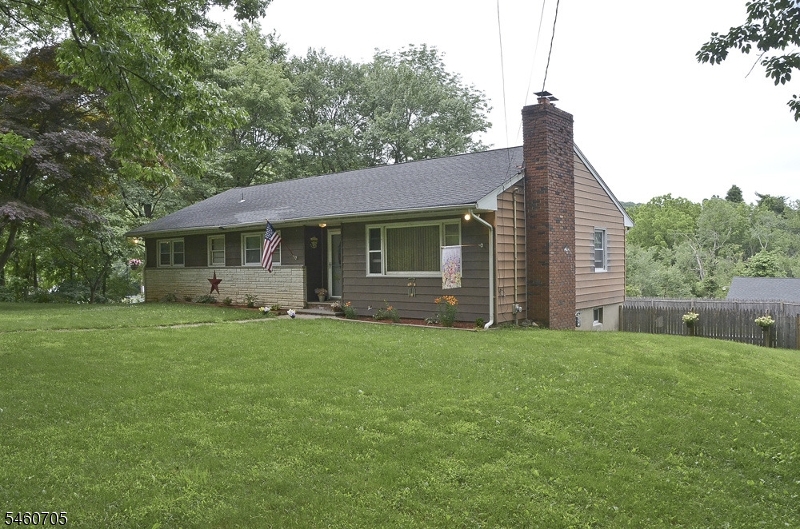 7 Salmon Lane Roxbury NJ 07852