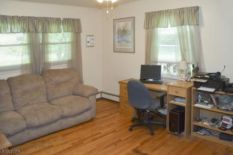 7 Salmon Lane Roxbury NJ 07852