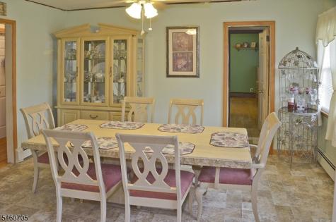 7 Salmon Lane Roxbury NJ 07852