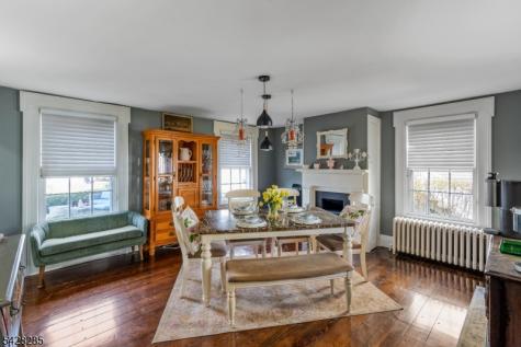 269 Quakertown Road Franklin NJ 08867
