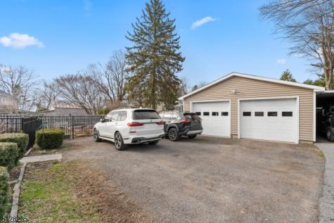 269 Quakertown Road Franklin NJ 08867