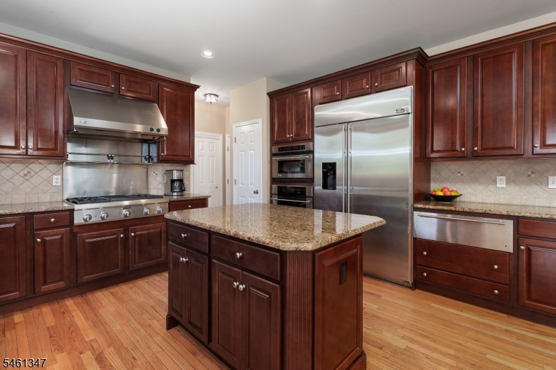 11 Tanglewood Court Montgomery NJ 08558