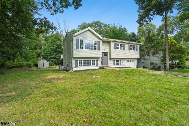 41 Paula Drive Washington NJ 07853