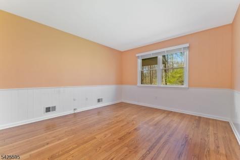 296 Andersen Road Holland NJ 08848