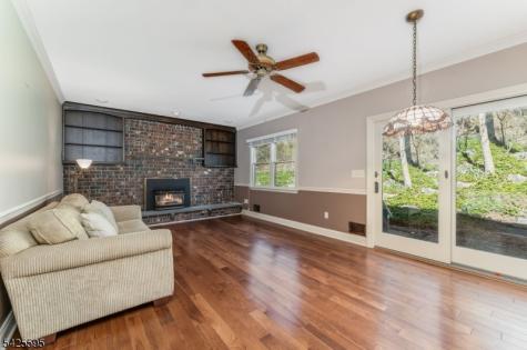 296 Andersen Road Holland NJ 08848