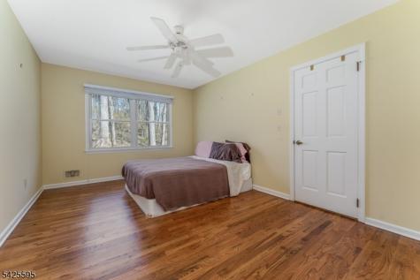 296 Andersen Road Holland NJ 08848