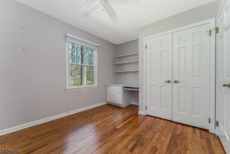 296 Andersen Road Holland NJ 08848