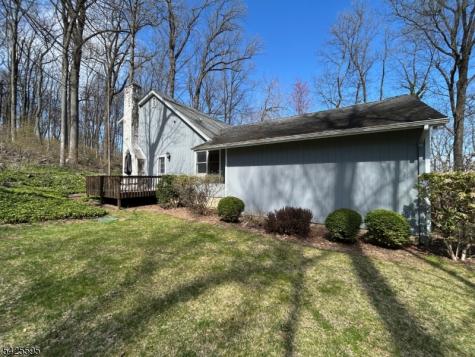 296 Andersen Road Holland NJ 08848