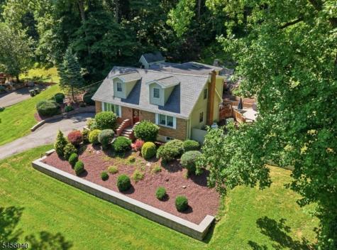 70 Old Mountain Road Clinton NJ 08833