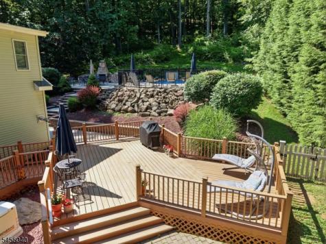 70 Old Mountain Road Clinton NJ 08833