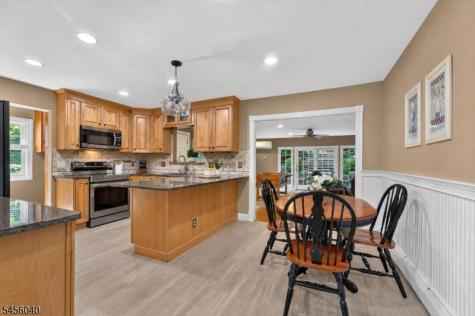 70 Old Mountain Road Clinton NJ 08833