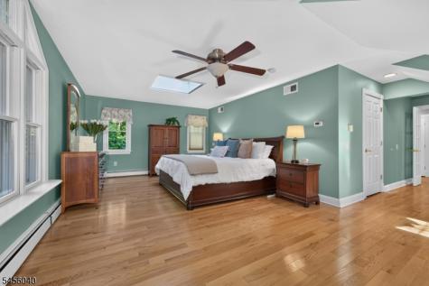 70 Old Mountain Road Clinton NJ 08833