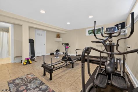 70 Old Mountain Road Clinton NJ 08833
