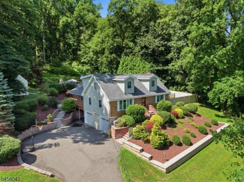 70 Old Mountain Road Clinton NJ 08833