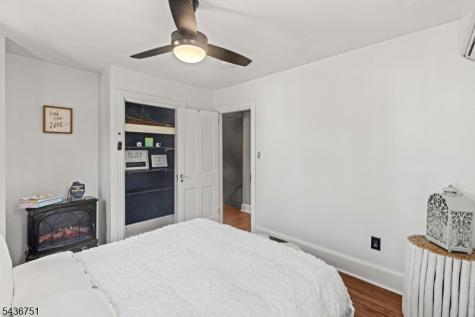 126 E Union Street Burlington NJ 08016