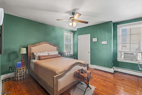 126 E Union Street Burlington NJ 08016