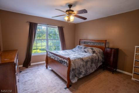 24 Shippen Ridge Oxford NJ 07863