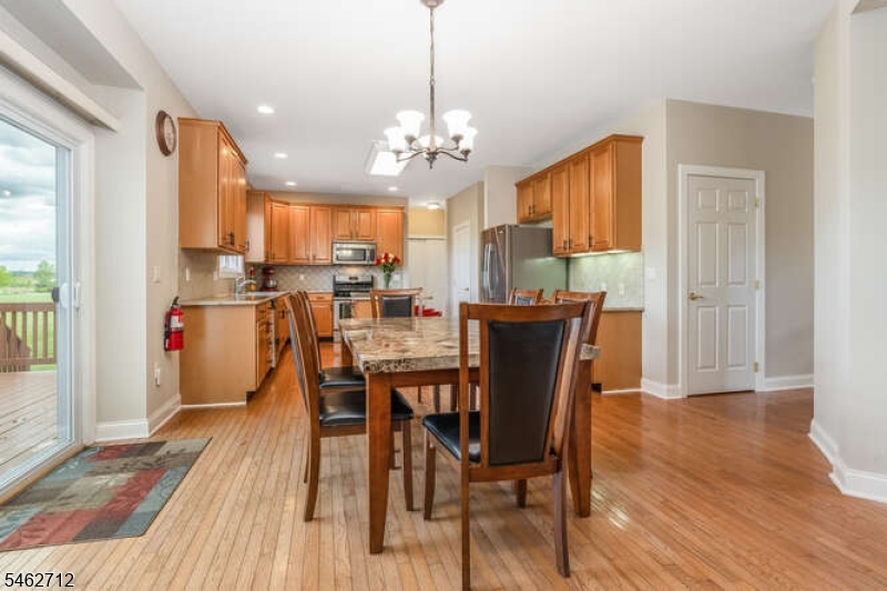 81 Crestview Drive Clinton NJ 08809