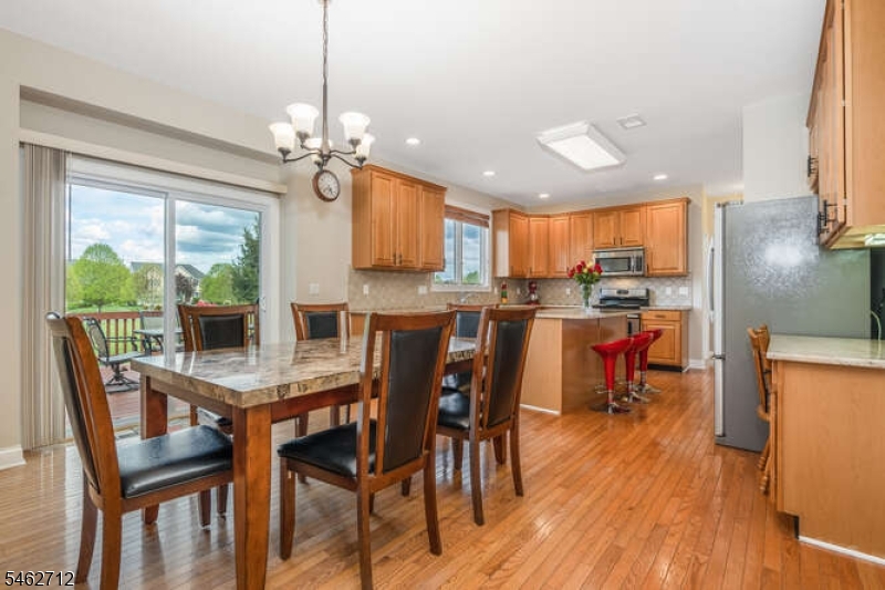 81 Crestview Drive Clinton NJ 08809
