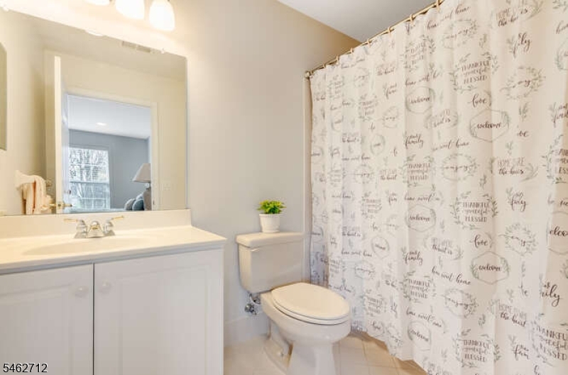 81 Crestview Drive Clinton NJ 08809