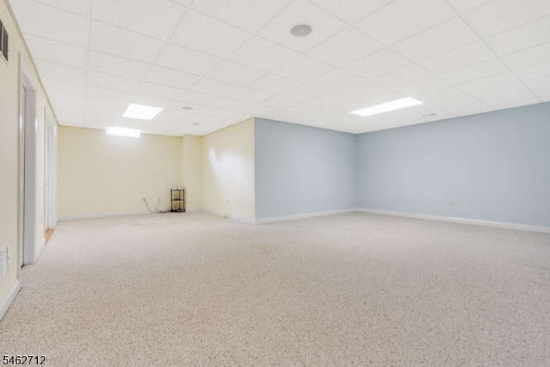 81 Crestview Drive Clinton NJ 08809