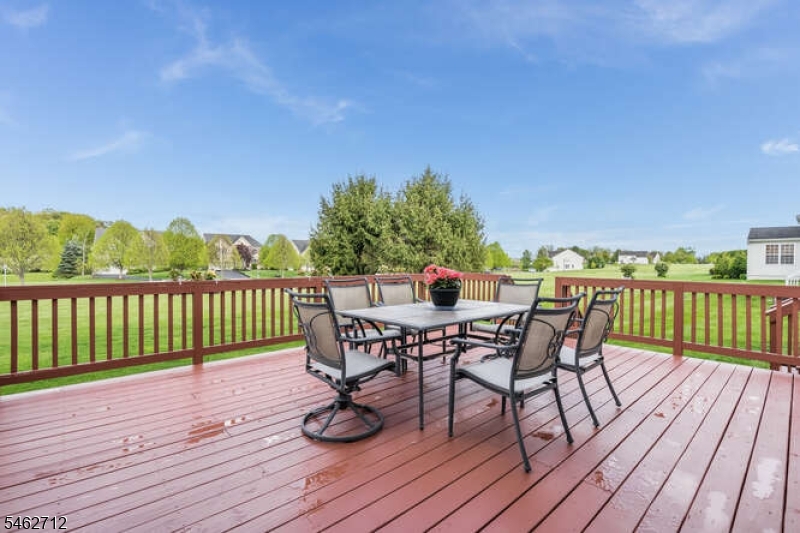 81 Crestview Drive Clinton NJ 08809