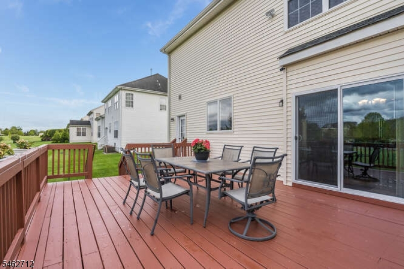 81 Crestview Drive Clinton NJ 08809