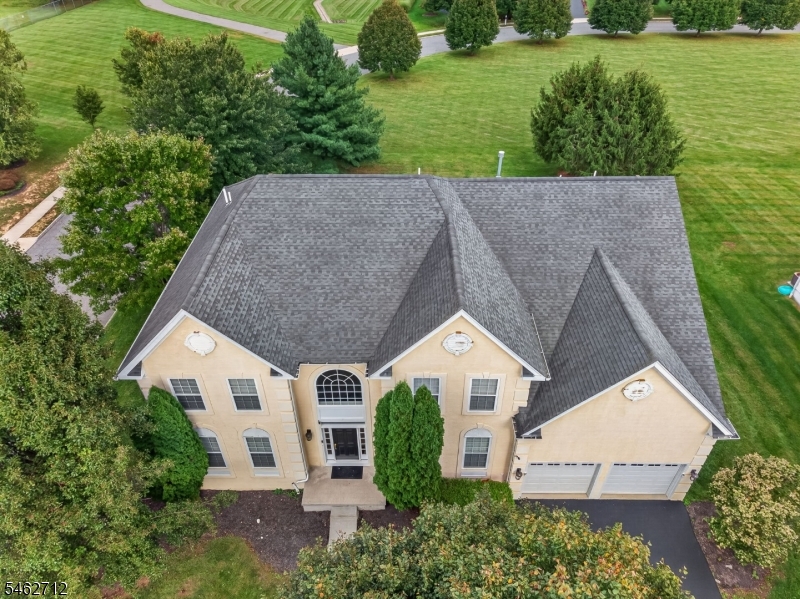 81 Crestview Drive Clinton NJ 08809