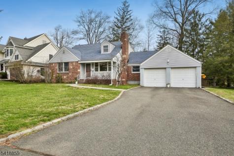248 Appletree Lane Mountainside NJ 07092