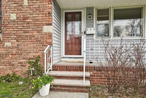 248 Appletree Lane Mountainside NJ 07092