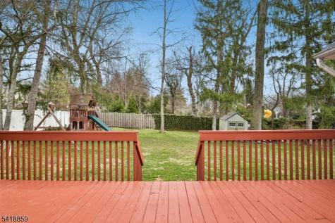 248 Appletree Lane Mountainside NJ 07092