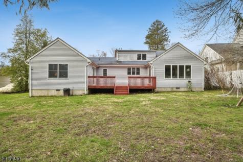 248 Appletree Lane Mountainside NJ 07092