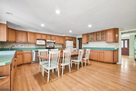 248 Appletree Lane Mountainside NJ 07092