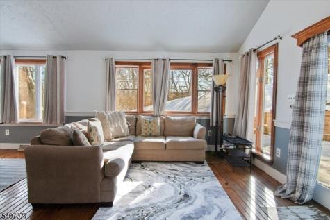16 High Street Blairstown NJ 07825