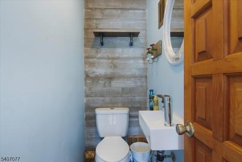 16 High Street Blairstown NJ 07825