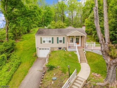 16 High Street Blairstown NJ 07825