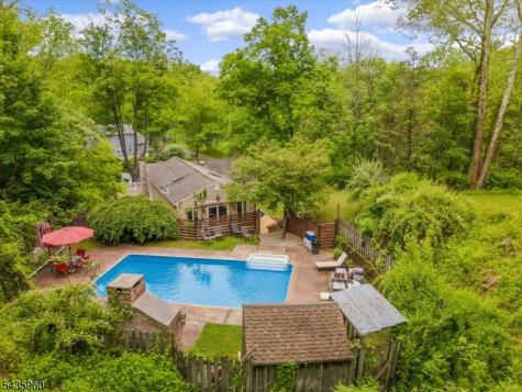 16 High Street Blairstown NJ 07825