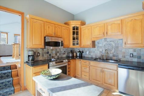 16 High Street Blairstown NJ 07825