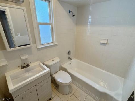 11 Lentz Place Irvington NJ 07111