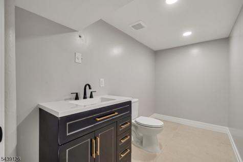 67 Melody Hill Road Clifton NJ 07013